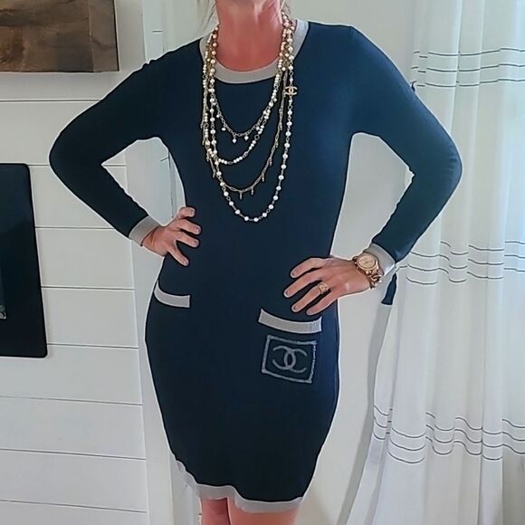 AUTHENTIC Chanel Fall Sweater Dress 36 - Picture 1 of 14